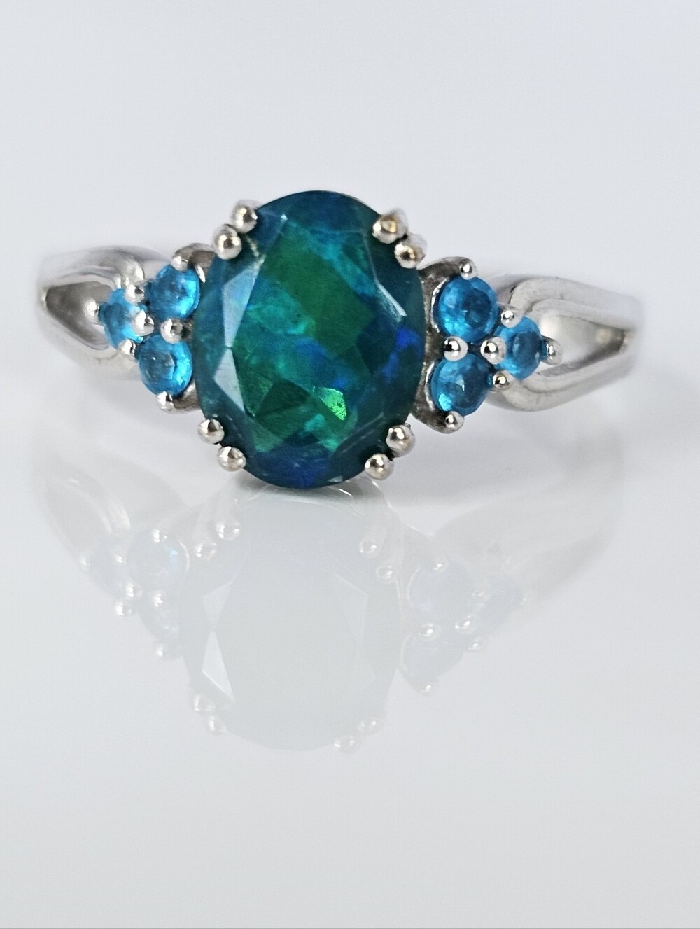 Genuine Paraiba Opal & Neon Apatite Ring in Sterling Silver Size 8! 💙